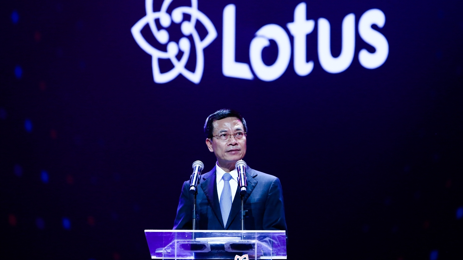 Bộ trưởng Nguyễn Mạnh Hùng: Tại sao chúng ta không nghĩ có rất nhiều Steve Jobs Việt Nam?