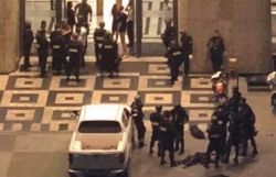 nam thanh nien nghi ngao da chem nguoi roi co thu trong nha o landmark 81