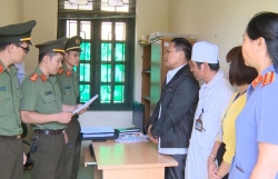 khoi to 3 truong khoa 2 dieu duong bv tam than thanh hoa an bot thuoc cua benh nhan