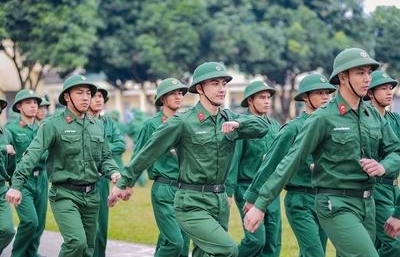 Gọi nhập ngũ cả những người đã tốt nghiệp cao đẳng, đại học