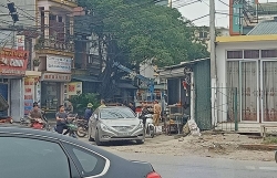 bat qua tang 52 nguoi choi co bac xoc dia thu giu hon 700 trieu dong