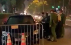 xe o to bien xanh cua lien doan bong da viet nam gay tai nan roi bo chay