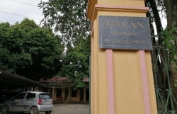 chanh van phong tand huyen bi bat sau 26 nam tron na viet tam thu keu oan