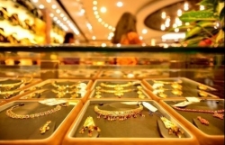 gia vang hom nay 2012 nhay mua truoc tet