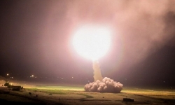 nguoi phat ngon bo ngoai giao viet nam keu goi my va iran kiem che