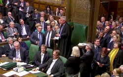 Hạ viện Anh thông qua dự luật trì hoãn Brexit