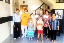 hoi huu nghi viet nga tinh khanh hoa ho tro 10 trieu dong cho nguoi nga bi ket do dich covid 19