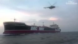 Video: Cận cảnh trực thăng, tàu cao tốc Iran vây bắt tàu Anh như phim hành động