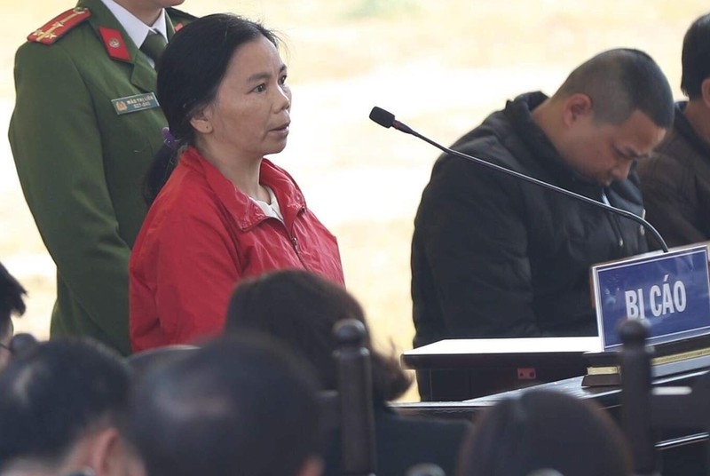 Vụ nữ sinh giao gà: Đề nghị tăng hình phạt với bị cáo Thu, người dân vỗ tay