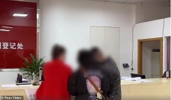 trung quoc gia tang so vu ly hon vi dich covid 19