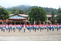 Tiểu học thị trấn Mường Ảng – là cờ đầu ngành giáo dục ở huyện nghèo
