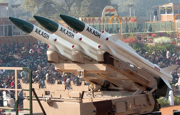 Ấn Độ đồng ý xuất khẩu tổ hợp tên lửa phòng không Akash