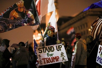 nguoi ung ho ong trump xo xat voi an ninh washington cang thang truoc gio phan quyet
