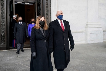 khong co nha rieng sau khi roi nhiem so cuu pho tong thong my phai o nho nha thong doc bang