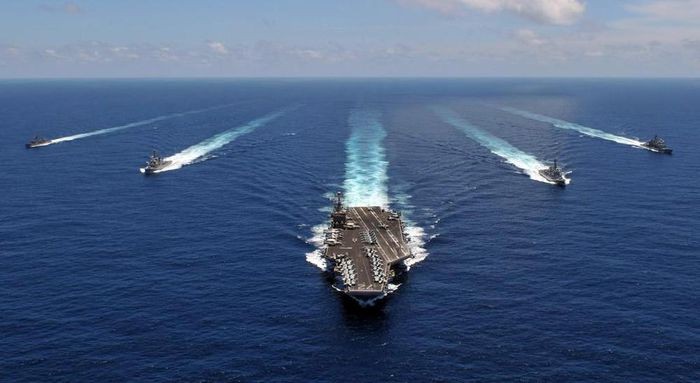 Trước khi bị "rã xác", tàu sân bay USS Kitty Hawk của Hải quân Hoa Kỳ uy lực cỡ nào?