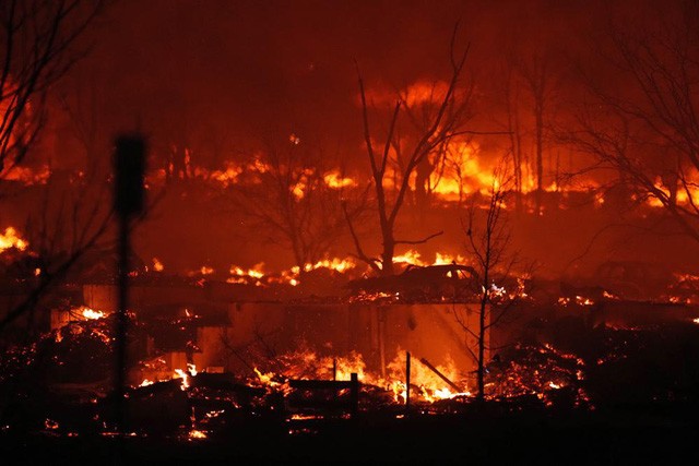 Cháy rừng ở California: 430.000 dân phải sơ tán