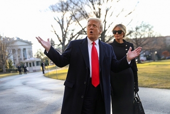 dang cong hoa can nhac phe truat ha nghi si muon luan toi ong trump