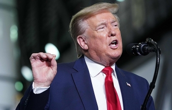gan nua cu tri san sang roi phe cong hoa chuyen sang gia nhap dang do ong trump thanh lap