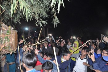 doc dao le hoi dap trong cua nguoi ma coong o quang binh