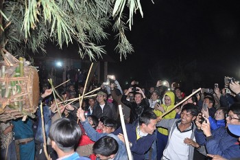 Độc đáo lễ hội Đập trống của người Ma Coong ở Quảng Bình