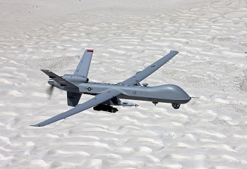 tong thong biden lenh tam ngung cho phep uav khong kich ngoai vung chien su