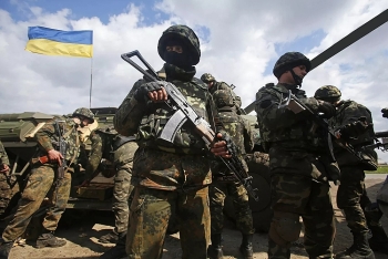 Ukraine từ chối rút khỏi lệnh ngừng bắn, cường độ đọ súng tại Donbass ngày càng gia tăng