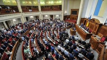 ukraine bat ngo thoa thuan voi nga ve donbass