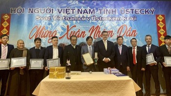 nang cao hinh anh cong dong nguoi viet tai ch czech