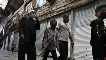 iran dot ngot phong toa toan quoc vi covid 19