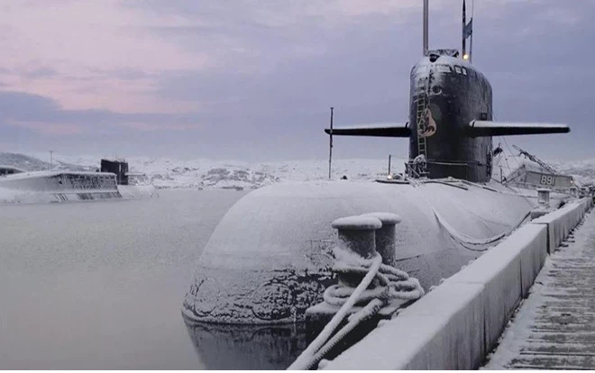 vi khach bat ngo suyt lam hong cuoc thao dien cua hai quan nga