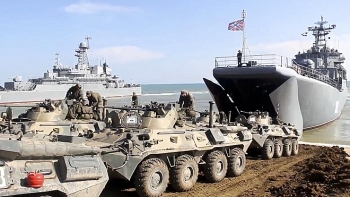 nga cong bo video rut quan ram ro khoi bien gioi ukraine