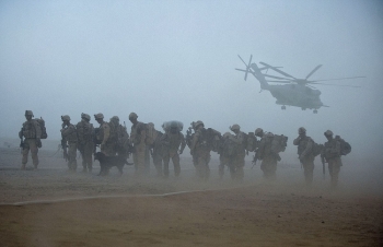 Mỹ và NATO bắt đầu rút quân khỏi Aghanistan