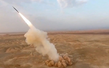 iran gioi thieu nhieu thiet bi quan su noi dia