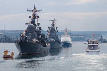 Video: Hải quân Nga tập trận trên Biển Caspi