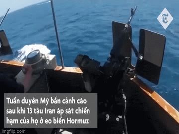 Mỹ công bố video bắn 30 phát đạn cảnh cáo tàu Iran