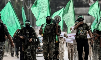 hamas bat ngo neu dieu kien ngung ban voi israel