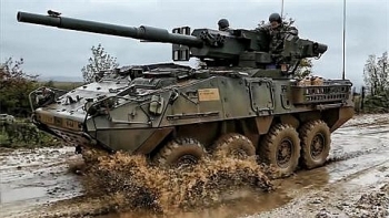 my nang cap stryker thanh chiec tang hang nhe dang gom