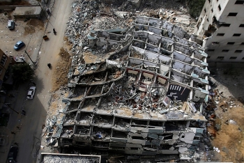 noi bo israel bat dong vu danh sap toa nha truyen thong o gaza