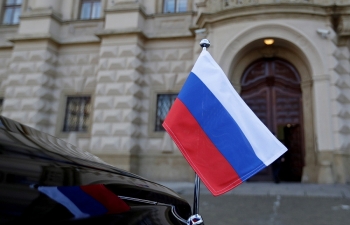 Moscow sẽ điều động các chuyến bay đặc biệt đón nhân viên sứ quán rời Séc