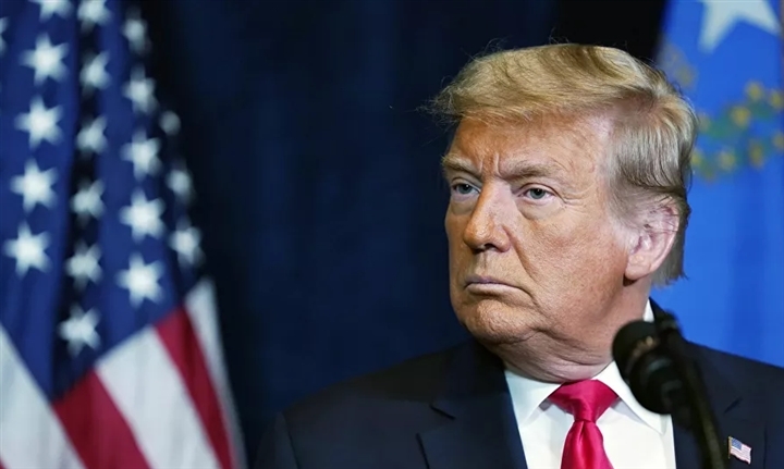 cang thang vi 2 cuoc dieu tra cuu tong thong trump con them met moi vi an phi