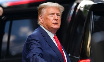 cuu tong thong trump buong loi nang ne chi trich ong biden
