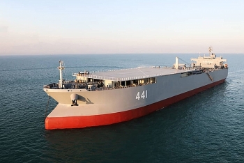 Iran cảnh báo Mỹ "tính toán sai lầm" khi canh chừng 2 tàu chiến nước này