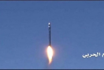 phien quan houthi dap tra yemen sau vu uav tan cong xe cuu thuong