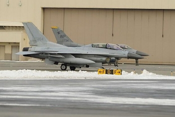 han quoc cho dung toan bo chuyen bay quan su