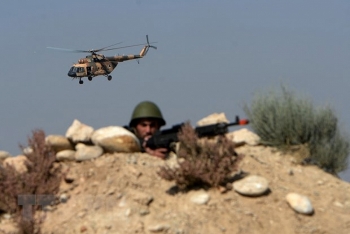 truc thang cua quan doi afghanistan gap nan 3 nguoi tu vong