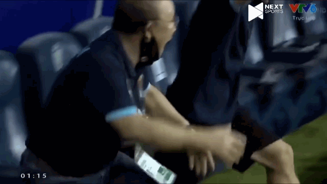 video tan chay khoanh khac hlv park hang seo an mung khi hoc tro ghi ban