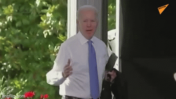 Màn "đấu khẩu" gây cấn giữa ông Biden và phóng viên CNN