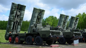 my cong bo video ve loat vu khi doi trong cua s 400 va tau chien nga