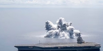 Hải quân Hoa Kỳ kích hoạt hàng tấn chất nổ cực mạnh