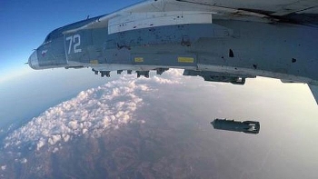 suc manh khung khiep cua su 24m vua va cham tau anh